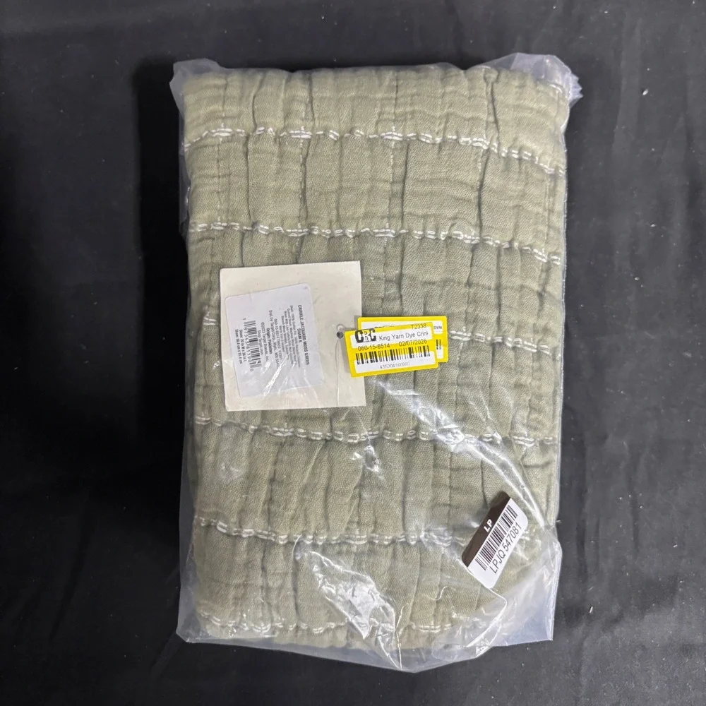 King Yarn Dye Crinkle Grid Quilt Sham Moss Green - Threshold™